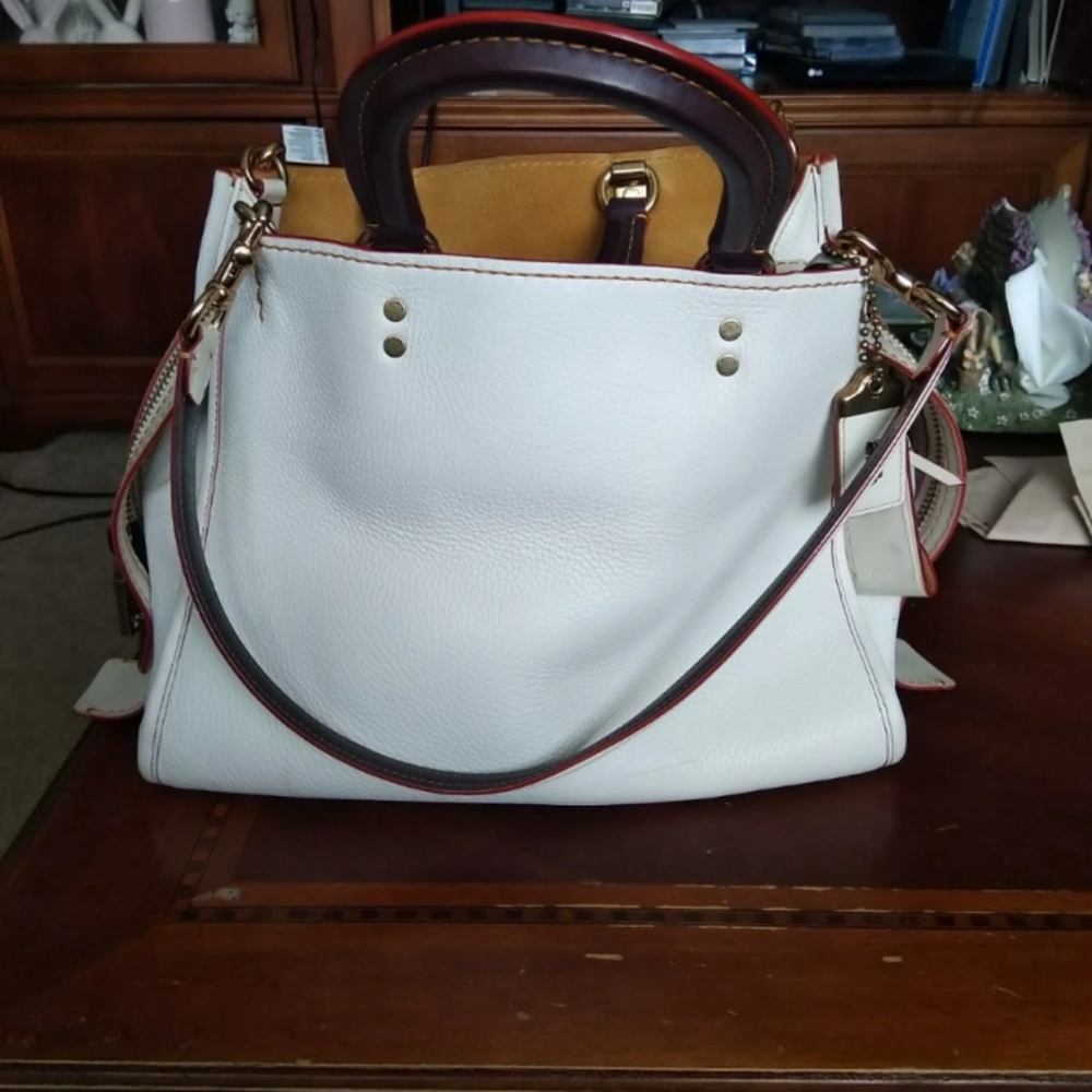 COACH CREAM/OXBLOOD 1941 ROGUE PURSE